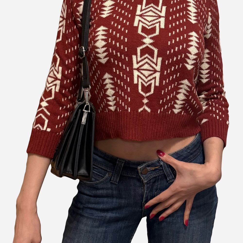Forever 21 Maroon and White Patterned Sweater